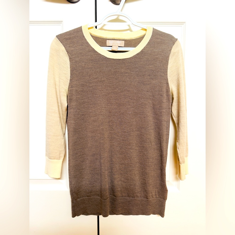 Banana Republic merino wool sweater size S